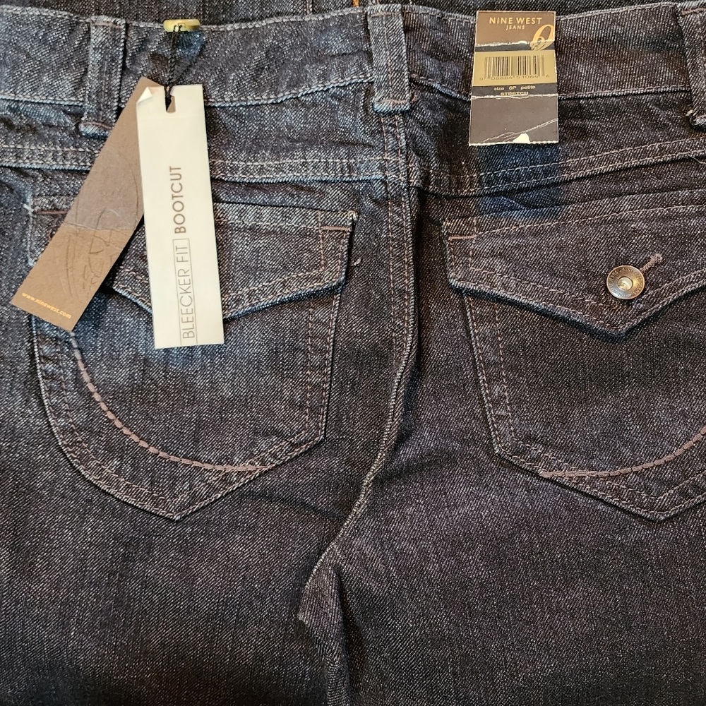 NWT Nine West Jeans Womens 6 Petite Flare Boot Cut Low Rise Stretch Indigo Denim